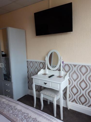 Delamere Hotel - image 8