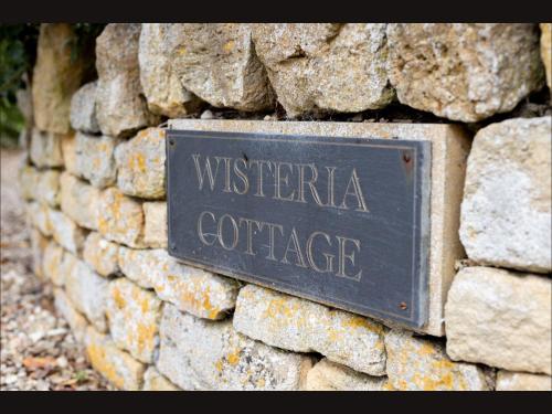 Wisteria Cottage , Pretty Cotswold Cottage close to Chipping Campden