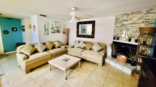 Hidden Oasis in Palm Beach International Airport