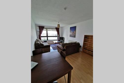 Riverview flat