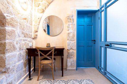 avla, Arabesque House in Acre