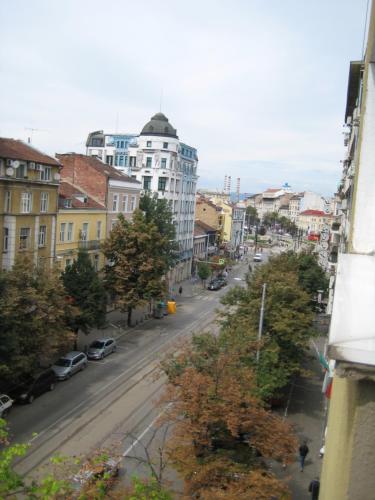 Maria Louisa Apartment, София (фото 11)