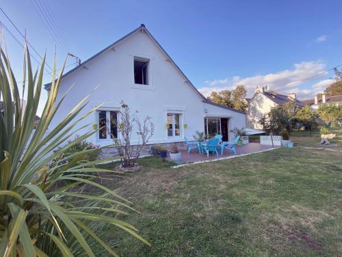 Maison chaleureuse avec grand jardin, 5 minutes à pied de la plage des sables blancs gîte à louer Concarneau