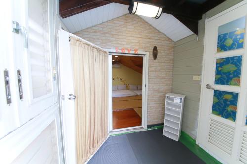 동 산 허 B&B