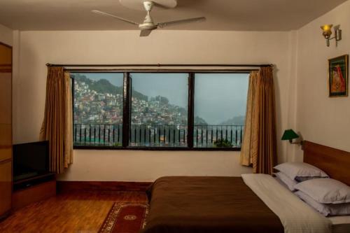 Superior Double Room image 4
