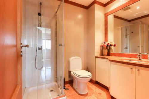 Bellevue Apartment by Homing