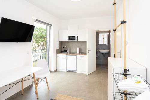 Nibelungen Apartments Room Type - Deluxe Queen Studio 