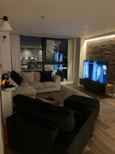 COP 26 1 bedroom apartment Secure underground parking 5min walk to SEC