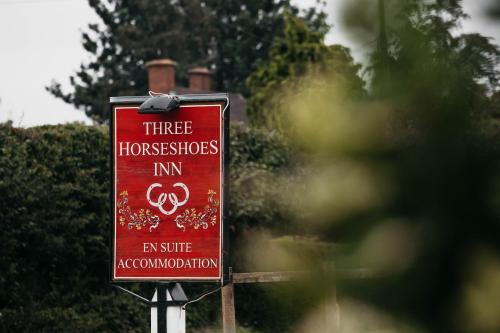 Three Horseshoes Inn 4