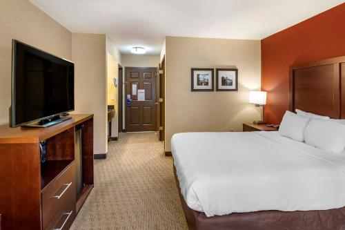 Comfort Inn Redwood City – Redwood City, CA