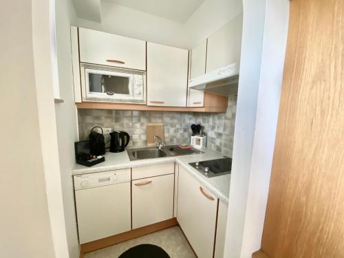 บริการและสิ่งอำนวยความสะดวก, Canisiusbrünnl Self- Check in (Canisiusbrunnl Self- Check in) in รัม