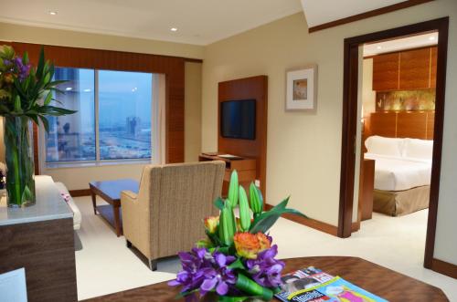 Carlton Downtown Hotel, Dubai (photo 3)