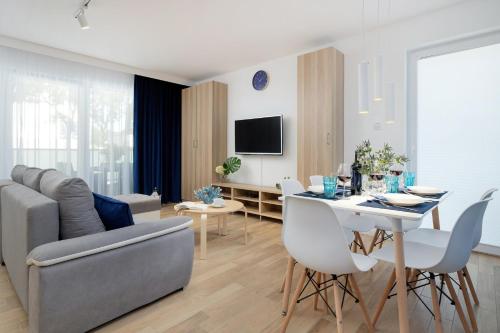 One-Bedroom Apartment image 10