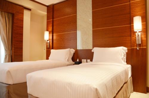 Carlton Downtown Hotel, Dubai (photo 6)