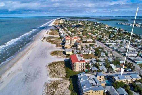 Beach condo in the heart of Clearwater beach, Clearwater Beach (Foto 3)
