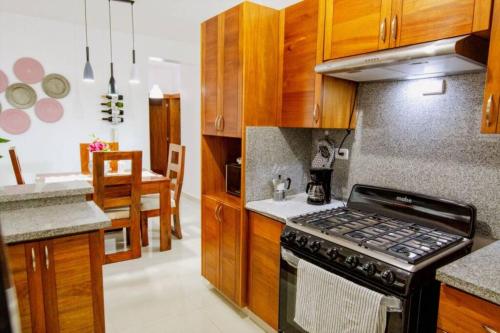 Hermoso apartamento, 3 Habitaciones espaciosas, 2 Aires acondicionados