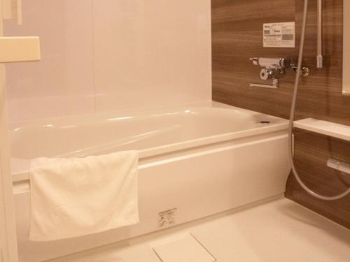 Superior Twin Room image 3