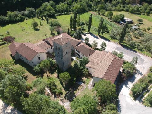 ABBAZIA SS. QUIRICO E GIULITTA Hotel de charme Bacugno