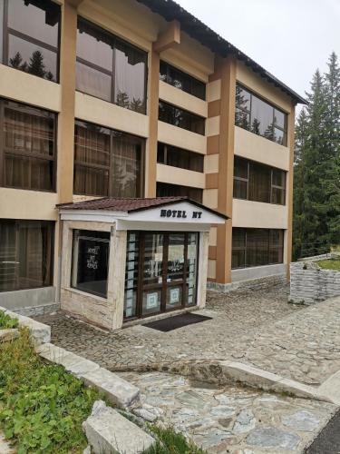 . HOTEL NT