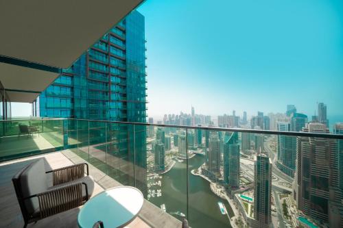 Luton Vacation Homes - Marina View & Luxury 1BR - Jumeirah Living Marina Gate Tower 3 - 54AB49AB36AB, Dubaj (fotografie 7)