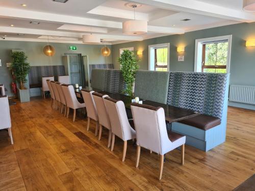 Caisleain Oir Hotel - image 7