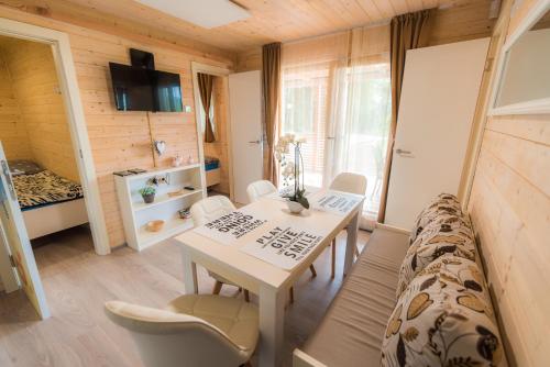 Зручності, Glamping Krone Kolpa Heaven in Доленскі Топліце