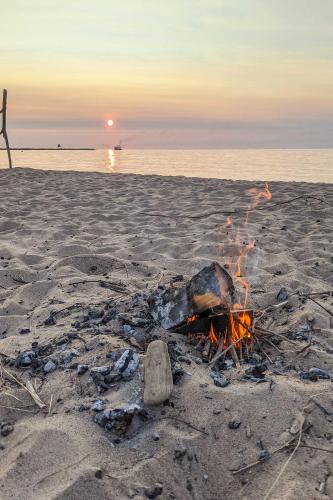 Ontonagon Home with Fire Pit - Steps to Beach!