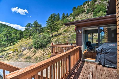 Idyllic Cabin with Grill and Panoramic Mtn Views! - image 8