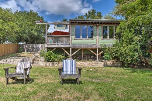 Pet-Friendly Austin Home with Deck, Yard, and Views! in Austin, USA
