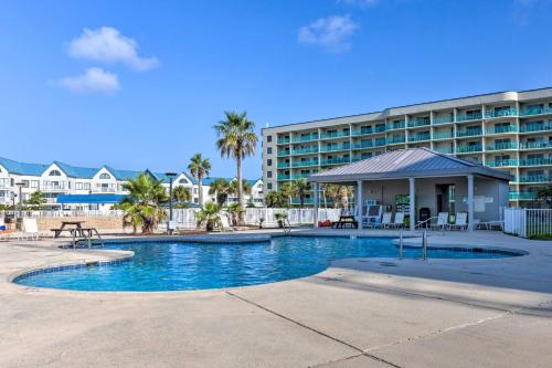 Beachfront Condo with Private Balcony and Views! photo 1