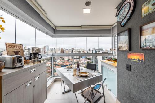 Design Premium Faria Lima, Skyline, Home Office, Pinheiros, San Paolo (foto 8)