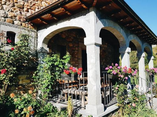 Casa Rural El Puente in Vegacerneja