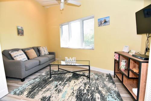 Palms of Sanibel Rose Cottage - main image
