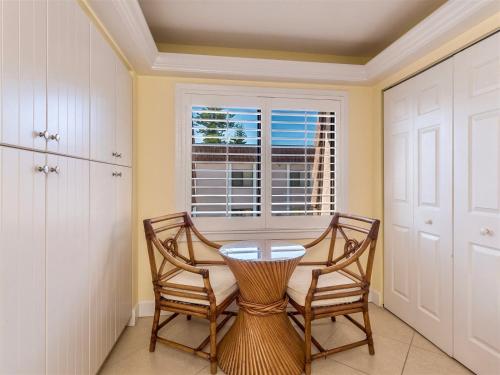 Shorewood 3B - image 12
