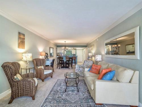 Sand Pointe 212 - image 5