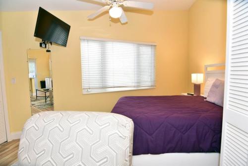 Palms of Sanibel Lavender Cottage - image 4