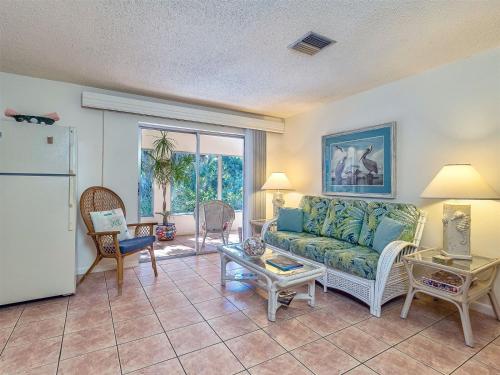 West End Paradise 4 - image 6