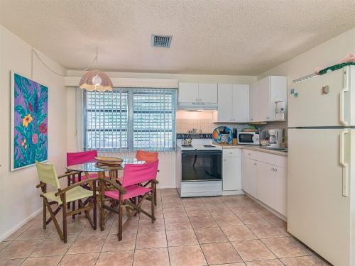 West End Paradise 4 - image 11
