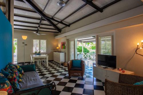 Two-Bedroom House image 10