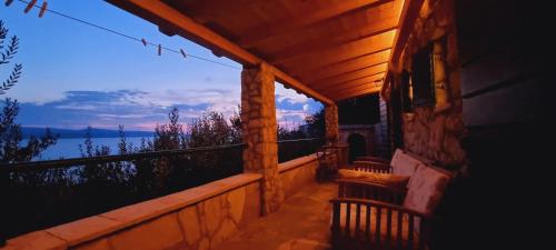 Apartments Perojevic – Omis, MD