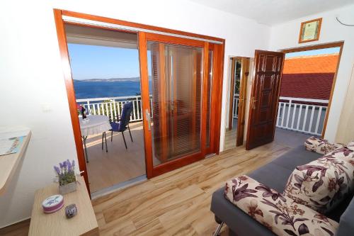 Seaside Apartments Hrkać - image 2