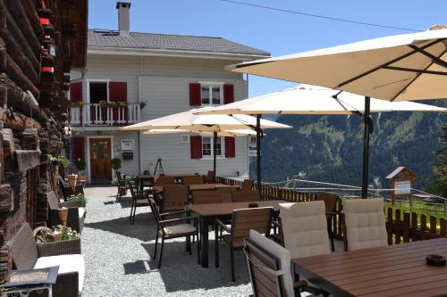 餐廳, 阿爾賓娜賓館 (Gasthaus Alpina) in 茨察皮納