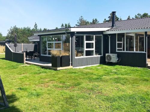 Three-Bedroom Holiday home in Blåvand 21