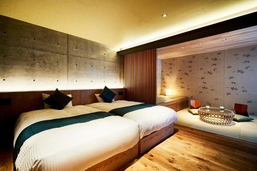 Quad room