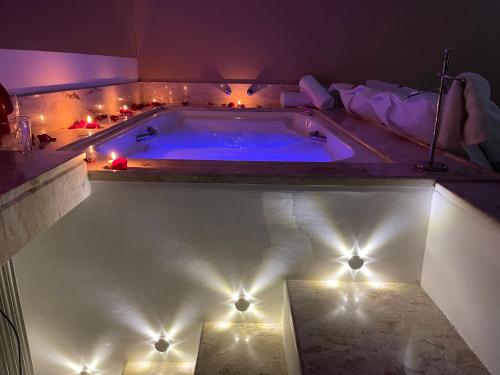 Casa em Campos do Jordão com sacada e linda vista - image 3