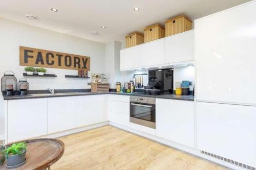 Newly Built Luxury 2 Bed Apartment!!!, Londra (foto 3)