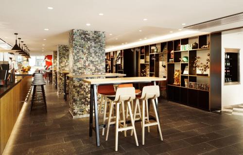 citizenM Paris Champs-Élysées - image 6