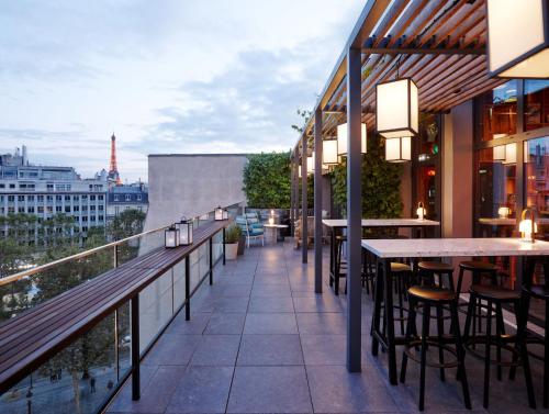 citizenM Paris Champs-Élysées - image 9