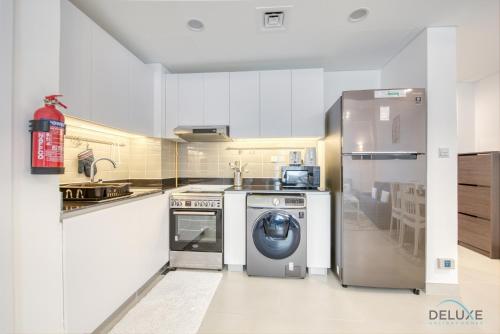 Innovative 1 BR Apartment at Pulse Residence Dubai South by Deluxe Holiday Homes