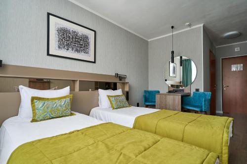 Ugor Hotel - main image